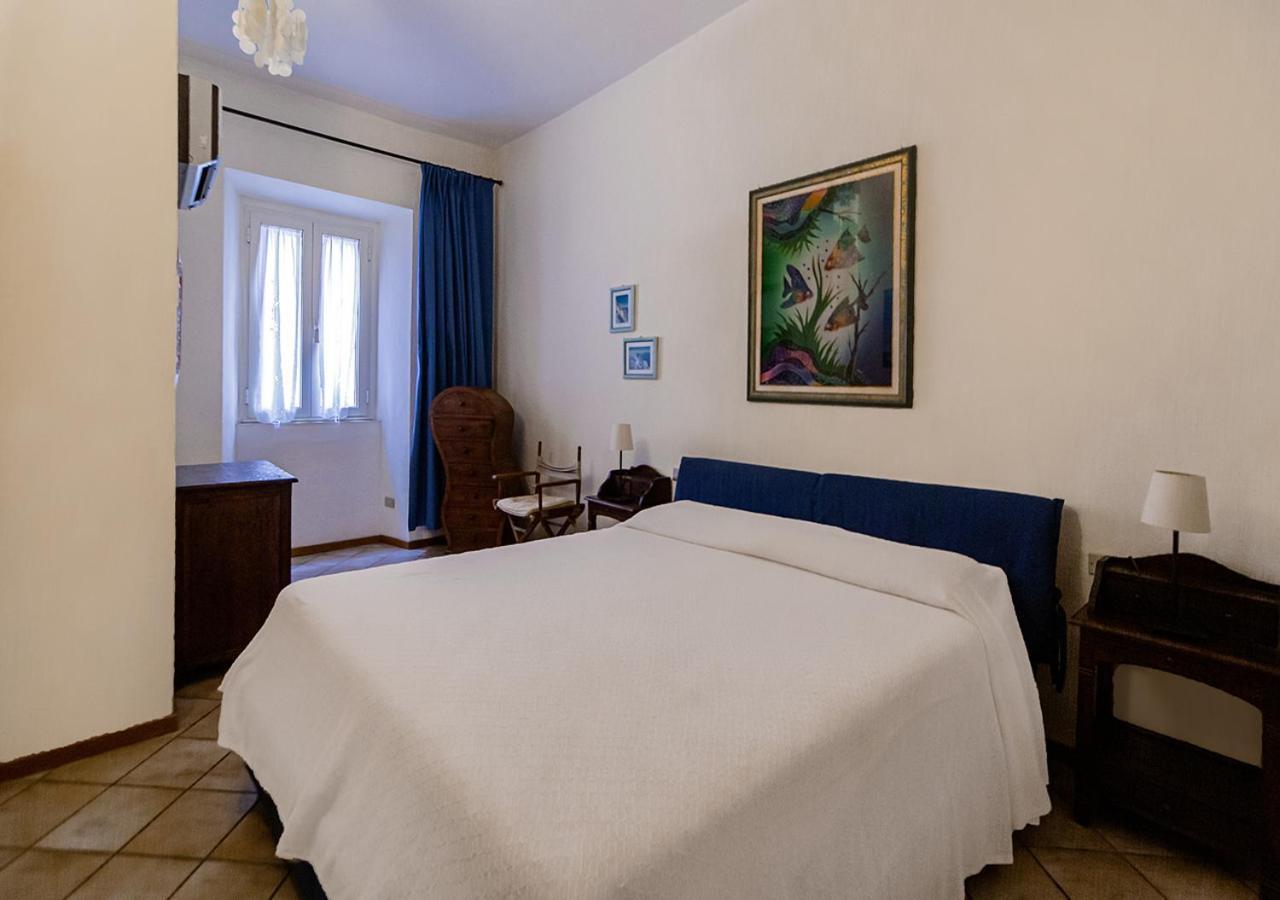 Murphy Holiday Home - Residenza Italia La Maddalena  Zewnętrze zdjęcie